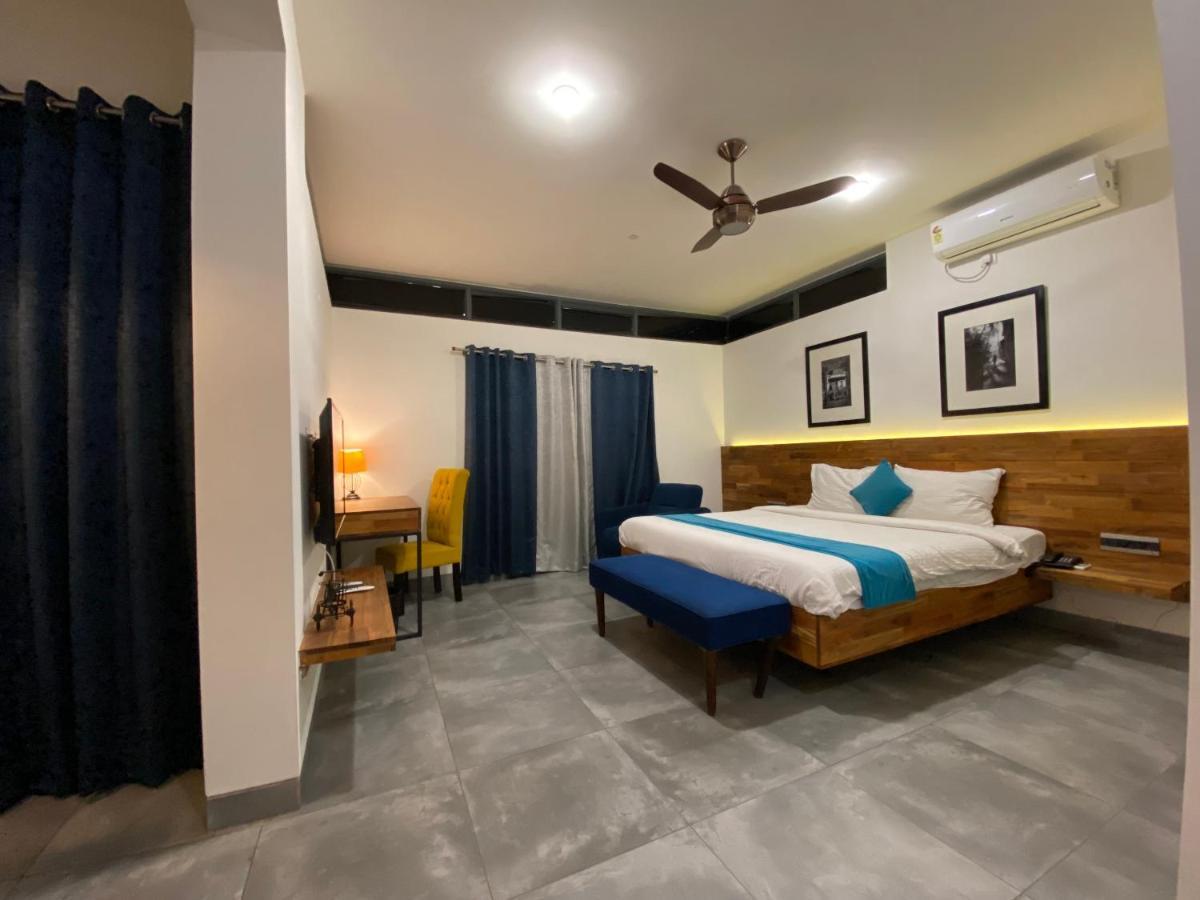 Aura Corporate Suites Bangalore Exterior foto
